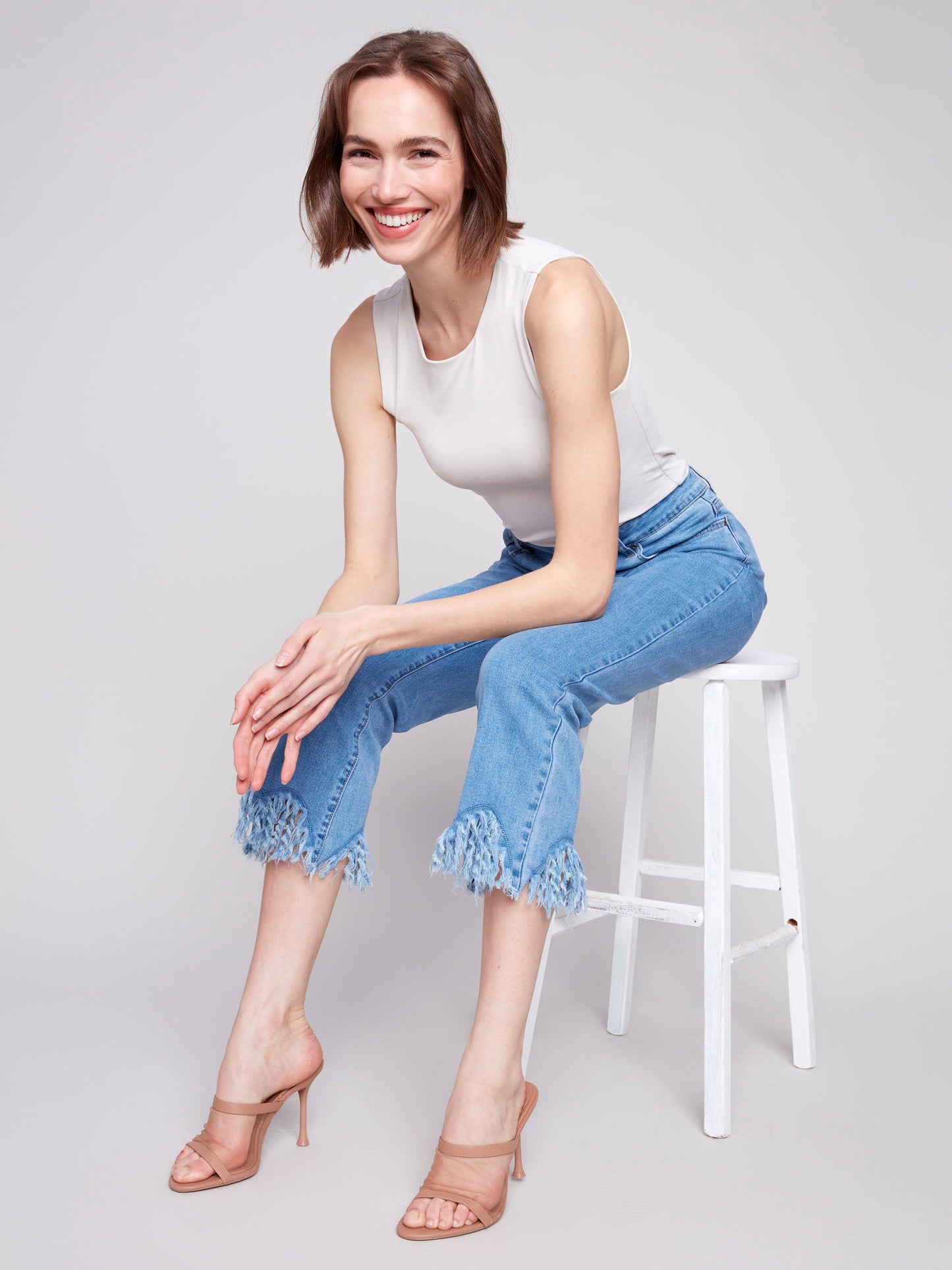 Cropped Jeans With Fringed Hem - Blue Jean