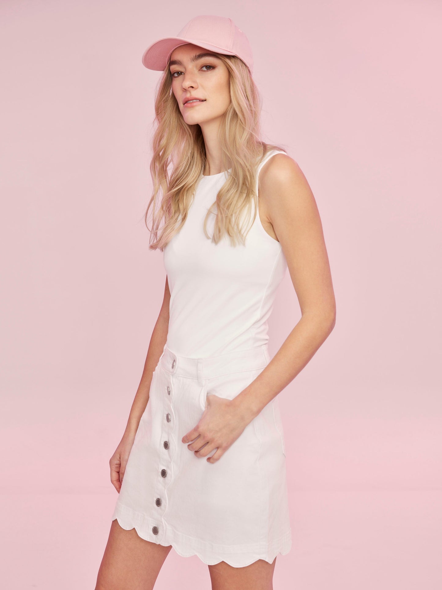 Scalloped Hem Button-Front Twill Skort - White