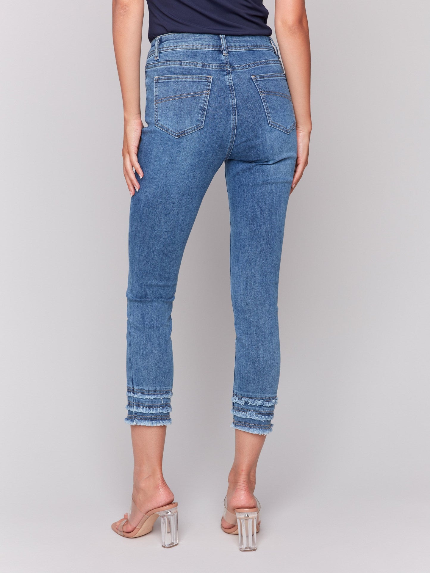 Frayed Hem Cropped Denim Pants - Medium Blue